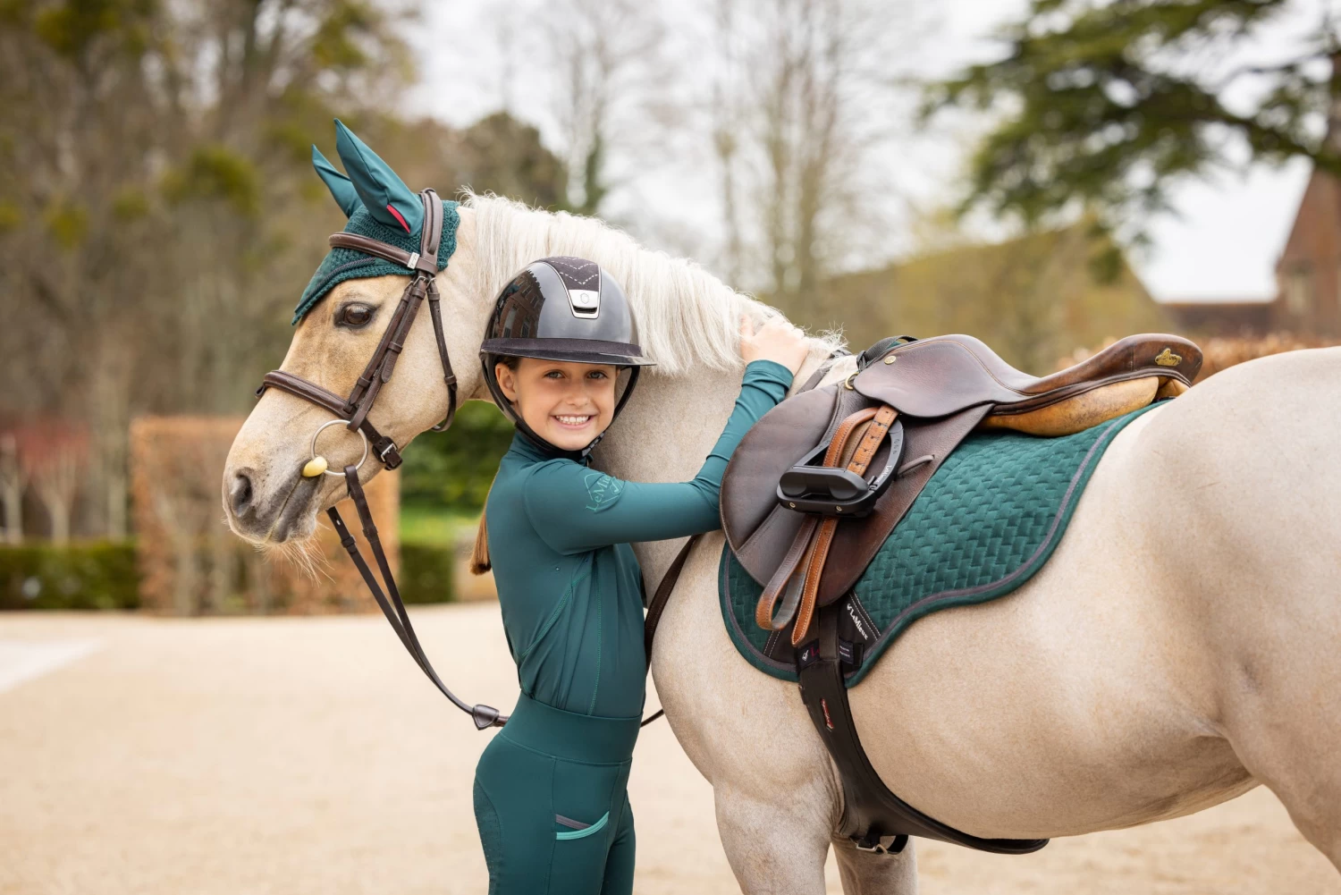 LeMieux GP Suede Square – Spruce - Image 2