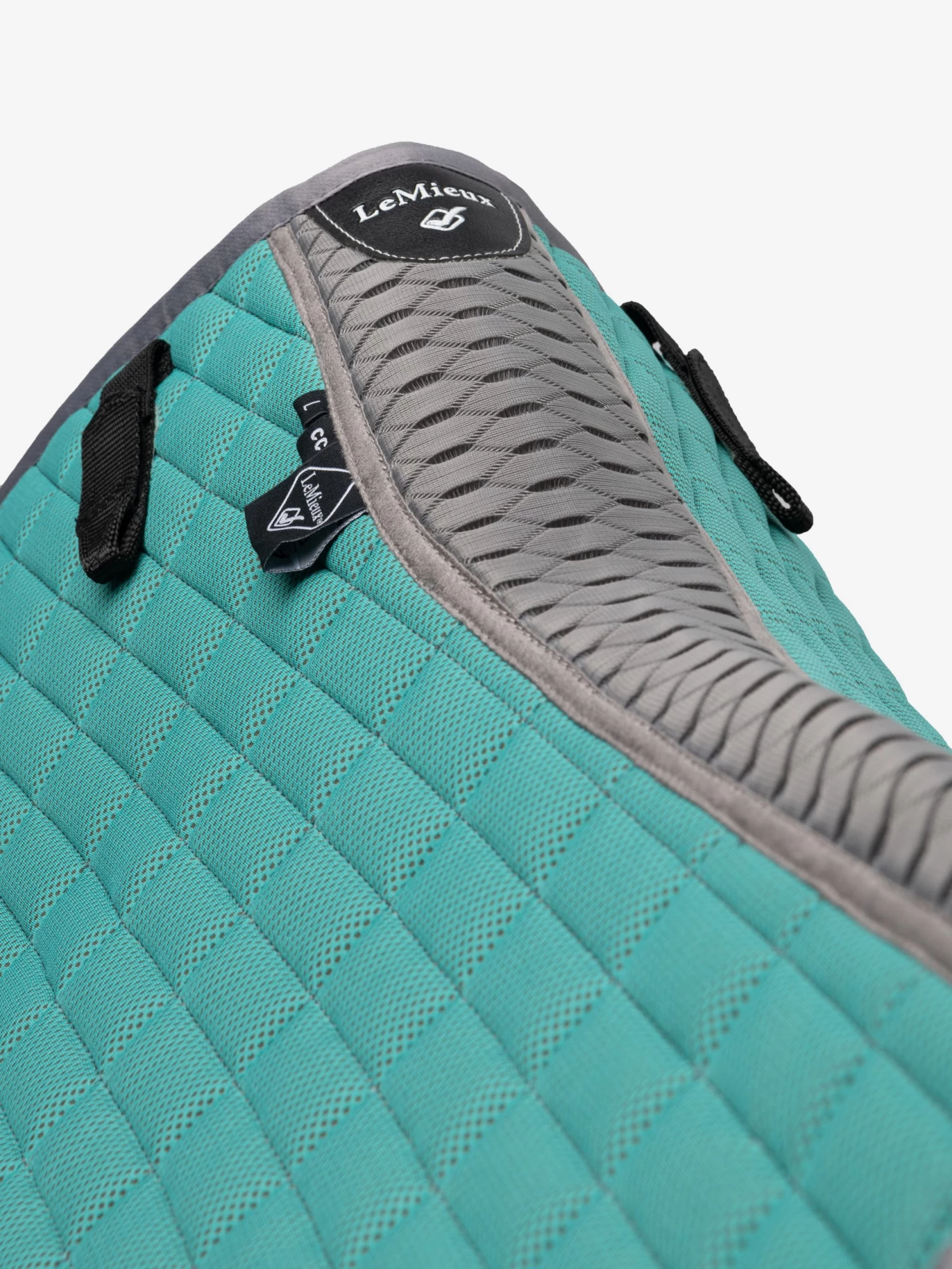 LeMieux Self Cool Close Contact Square Saddle Pad – Spearmint - Image 2