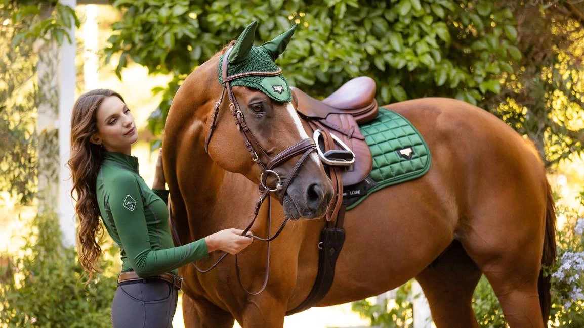 LeMieux Loire Close Contact Square – Hunter Green - Image 3